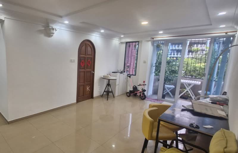 696 Jurong West Central 1, 696 Jurong West Central 1, 3 Bedrooms, 1,141 sqft, HDB Flat For Sale, by Ken Ng, 500200866 - Living Room - PropertyGuru.com.sg