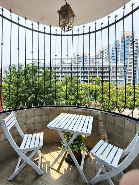 696 Jurong West Central 1, 696 Jurong West Central 1, Boon Lay / Jurong / Tuas, 3 Bedrooms, 1,141 sqft, HDB Flat For Sale, by Ken Ng, 500200866 - Balcony - PropertyGuru.com.sg