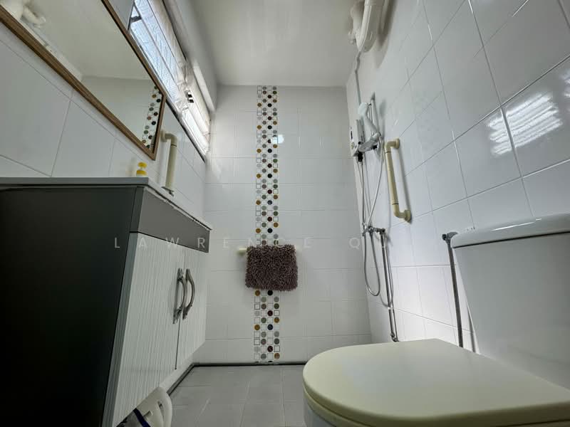 603 Yishun Street 61, 603 Yishun Street 61, 3 Bedrooms, 893 sqft, HDB Flat For Sale, by Lawrence Quek, 500200873 - Bathroom - PropertyGuru.com.sg