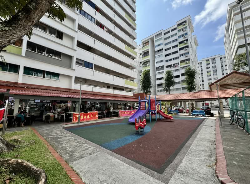 603 Yishun Street 61, 603 Yishun Street 61, 3 Bedrooms, 893 sqft, HDB Flat For Sale, by Lawrence Quek, 500200873 - Exterior - PropertyGuru.com.sg