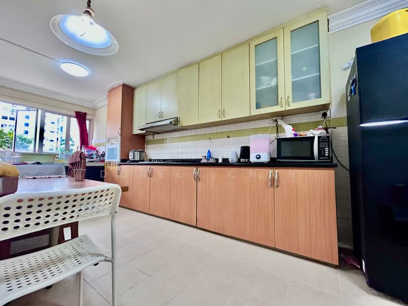 625 Yishun Street 61, 625 Yishun Street 61, 3 Bedrooms, 1,302 sqft, HDB Flat For Rent, by Doreen Chan, 500200883 - Kitchen - PropertyGuru.com.sg