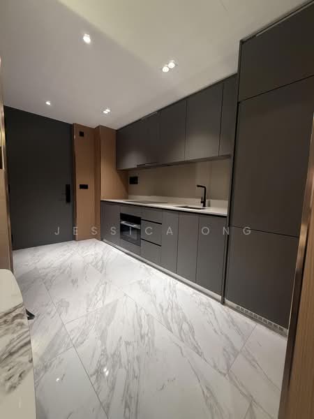The Landmark, 173 Chin Swee Road, 2 Bedrooms, 678 sqft, Condominium For Sale, by Jessica Ong, 500200884 - Kitchen - PropertyGuru.com.sg