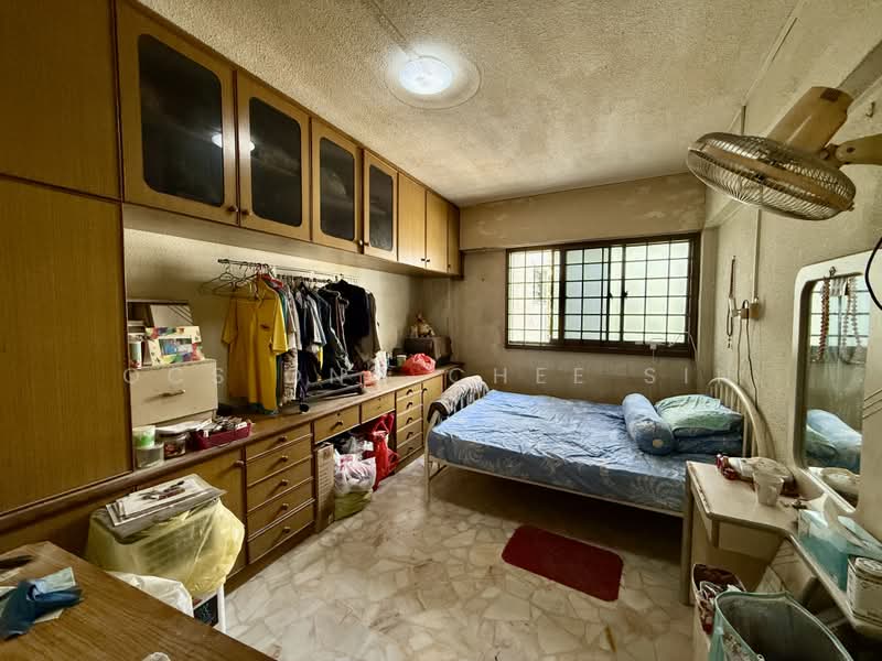 285 Tampines Street 22, 285 Tampines Street 22, 3 Bedrooms, 1,109 sqft, HDB Flat For Sale, by OCS ONG CHEE SIN, 500200889 - Bedroom - PropertyGuru.com.sg