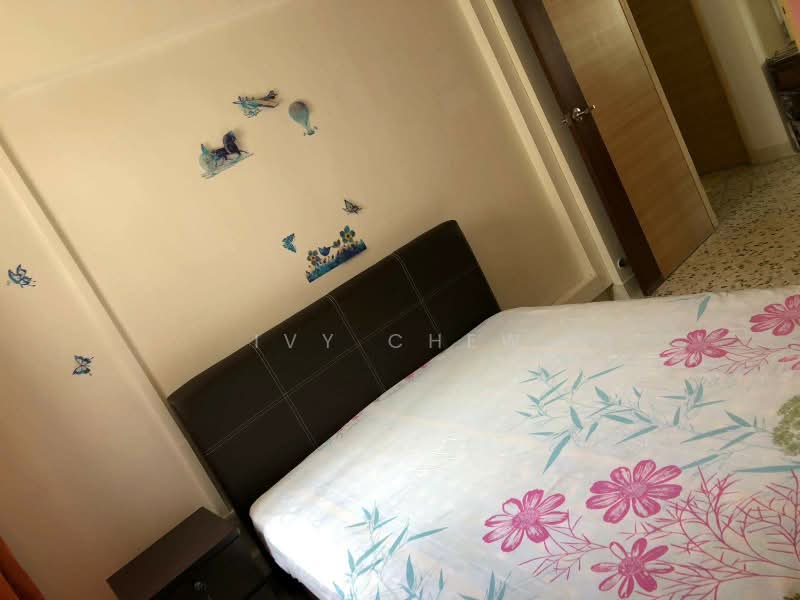 518 Bedok North Avenue 2, 518 Bedok North Avenue 2, 3 Bedrooms, 990 sqft, HDB Flat For Sale, by Ivy Chew, 500200893 - Bedroom - PropertyGuru.com.sg