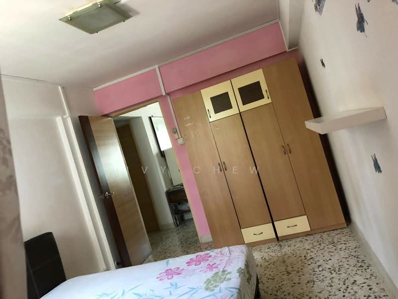 518 Bedok North Avenue 2, 518 Bedok North Avenue 2, 3 Bedrooms, 990 sqft, HDB Flat For Sale, by Ivy Chew, 500200893 - Bedroom - PropertyGuru.com.sg