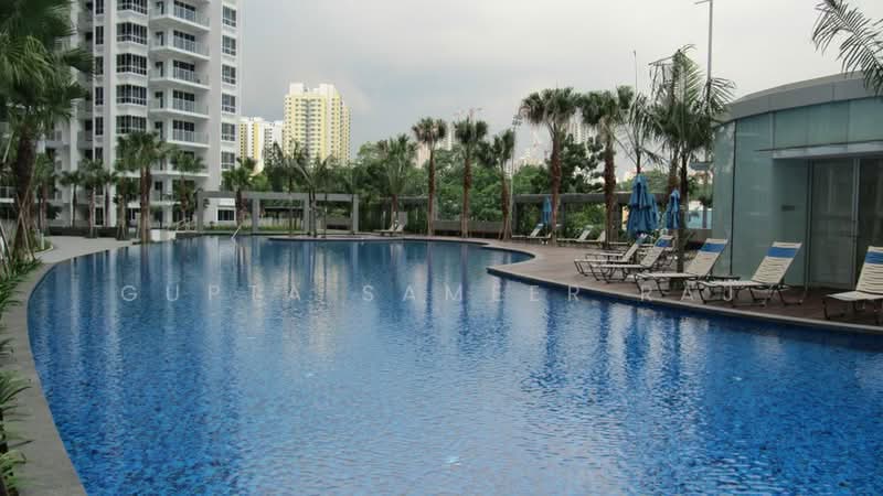 The Parc Condominium, 15 West Coast Walk, Room Rental, 150 sqft, Condominium For Rent, by Gupta Sameer Raj, 500200920 - Exterior - PropertyGuru.com.sg