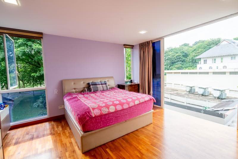 The Springside, 31 Springside Walk, Mandai / Upper Thomson, 5 Bedrooms, 3,800 sqft, Terraced House For Sale, by Richard Jany, 500200921 - Bedroom - PropertyGuru.com.sg