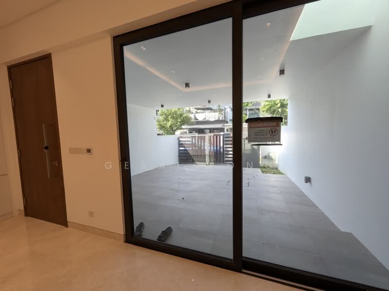 Meng Suan Estate, , 1 Bedroom, 1,378 sqft, Terraced House For Rent, by Gerald Ong, 500200922 - Exterior - PropertyGuru.com.sg