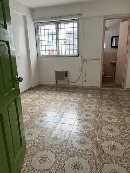 207 Tampines Street 21, 207 Tampines Street 21, 2 Bedrooms, 797 sqft, HDB Flat For Sale, by Zainab Ahmad, 500200924 - Interior - PropertyGuru.com.sg