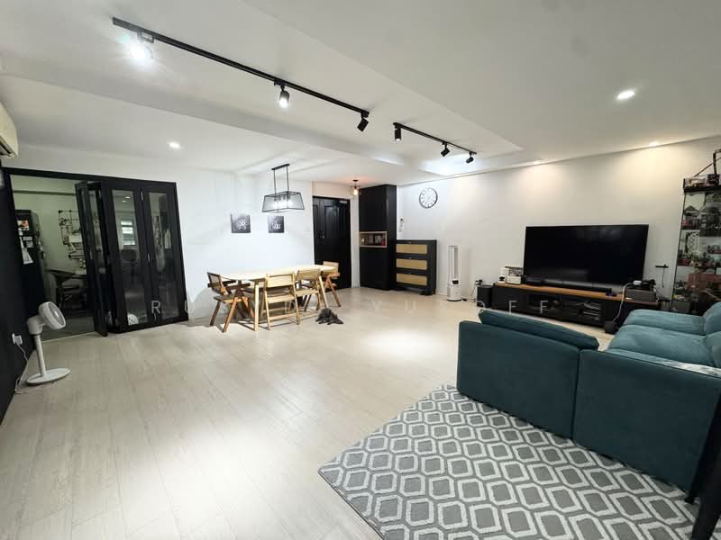 275A Jurong West Street 25, 275A Jurong West Street 25, 3 Bedrooms, 1,194 sqft, HDB Flat For Sale, by Rusydi Yusoff, 500200935 - Living Room - PropertyGuru.com.sg