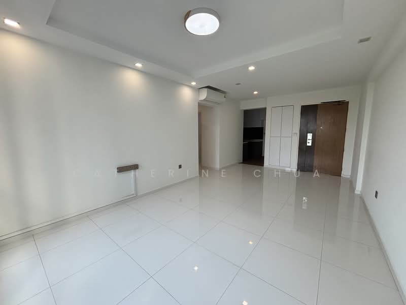 476B Upper Serangoon View, 476B Upper Serangoon View, 3 Bedrooms, 990 sqft, HDB Flat For Sale, by Catherine Chua, 500200961 - Living Room - PropertyGuru.com.sg