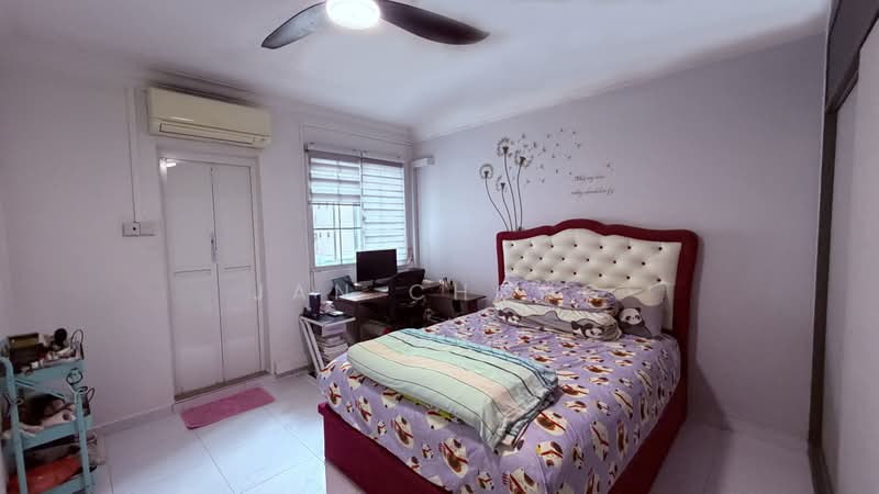 925 Jurong West Street 92, 925 Jurong West Street 92, 3 Bedrooms, 1,151 sqft, HDB Flat For Sale, by Jan Chong, 500200965 - Bedroom - PropertyGuru.com.sg