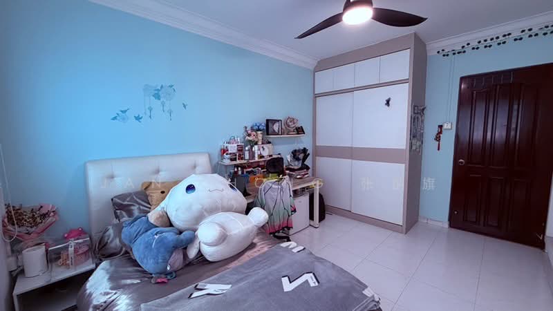 925 Jurong West Street 92, 925 Jurong West Street 92, 3 Bedrooms, 1,151 sqft, HDB Flat For Sale, by Jan Chong 张纳旗, 500200965 - Bedroom 2 - PropertyGuru.com.sg