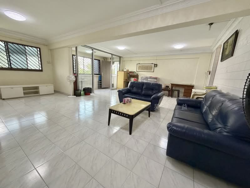 166 Bishan Street 13, 166 Bishan Street 13, 3 Bedrooms, 1,313 sqft, HDB Flat For Rent, by J.A. Goh 吴永益, 500200969 - Living Room - PropertyGuru.com.sg