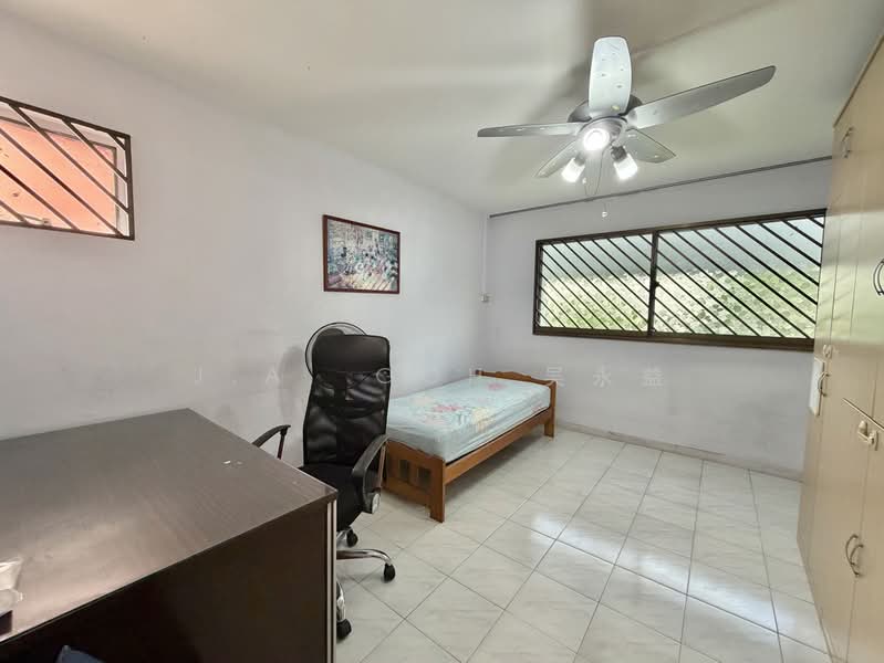 166 Bishan Street 13, 166 Bishan Street 13, 3 Bedrooms, 1,313 sqft, HDB Flat For Rent, by J.A. Goh 吴永益, 500200969 - Bedroom - PropertyGuru.com.sg