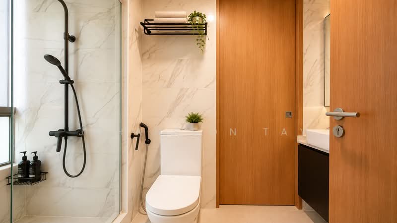 Beacon Heights, 8 Mar Thoma Road, 2 Bedrooms, 667 sqft, Condominium For Sale, by Johansson Tay, 500200971 - Bathroom - PropertyGuru.com.sg
