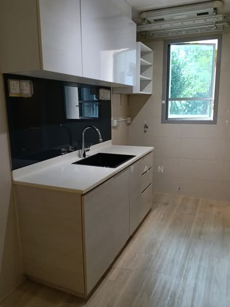 The Santorini, Tampines Street 86, Pasir Ris / Tampines, 3 Bedrooms, 915 sqft, Condominium For Rent, by Yann Tan, 500200973 - Kitchen - PropertyGuru.com.sg