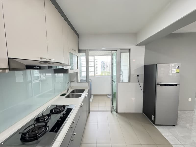 126A Canberra Street, 126A Canberra Street, 3 Bedrooms, 1,186 sqft, HDB Flat For Rent, by Eric Chey, 500200974 - Kitchen - PropertyGuru.com.sg