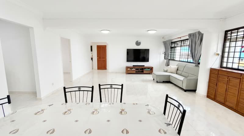 248 Choa Chu Kang Avenue 2, 248 Choa Chu Kang Avenue 2, Room Rental, 100 sqft, HDB Flat For Rent, by Jake Chu, 500200988 - Living/ Dining Room - PropertyGuru.com.sg