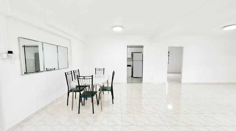 248 Choa Chu Kang Avenue 2, 248 Choa Chu Kang Avenue 2, Room Rental, 100 sqft, HDB Flat For Rent, by Jake Chu, 500200988 - Dining Room - PropertyGuru.com.sg