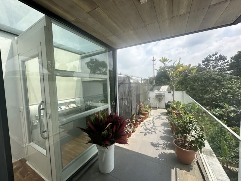 Meng Suan Road, Meng Suan Road, 6 Bedrooms, 3,950 sqft, Terraced House For Sale, by Norman Tan, 500200989 - Balcony - PropertyGuru.com.sg