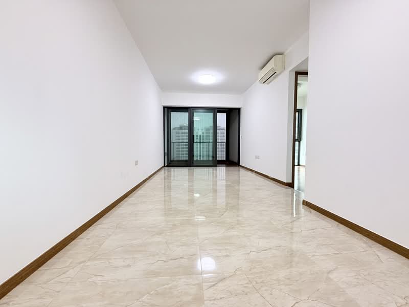 Kingsford Waterbay, 84 Upper Serangoon View, Hougang / Punggol / Sengkang, 3 Bedrooms, 850 sqft, Condominium For Sale, by Martin Ng, 500201003 - Living Room - Existing - PropertyGuru.com.sg