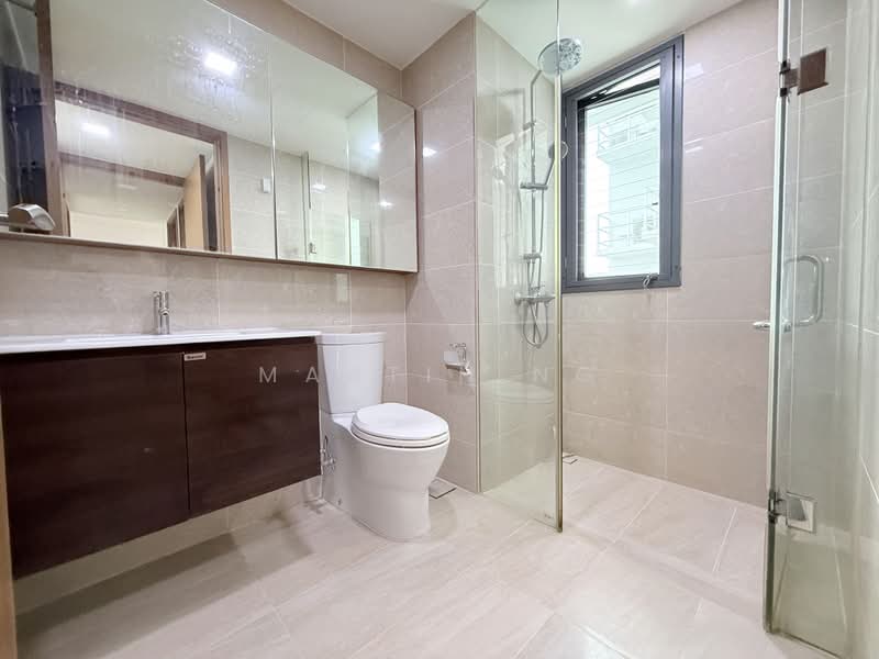 Kingsford Waterbay, 84 Upper Serangoon View, Hougang / Punggol / Sengkang, 3 Bedrooms, 850 sqft, Condominium For Sale, by Martin Ng, 500201003 - Bathroom - Existing - PropertyGuru.com.sg