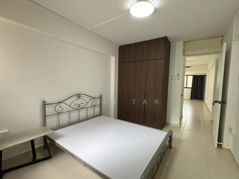 181 Ang Mo Kio Avenue 5, 181 Ang Mo Kio Avenue 5, 2 Bedrooms, 721 sqft, HDB Flat For Rent, by Felix Tan, 500201009 - Bedroom - PropertyGuru.com.sg