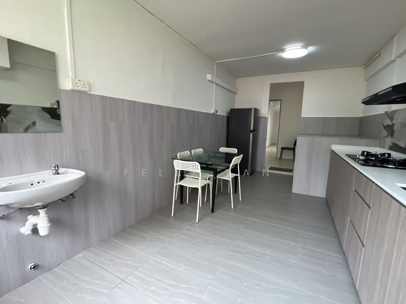 181 Ang Mo Kio Avenue 5, 181 Ang Mo Kio Avenue 5, 2 Bedrooms, 721 sqft, HDB Flat For Rent, by Felix Tan, 500201009 - Kitchen - PropertyGuru.com.sg