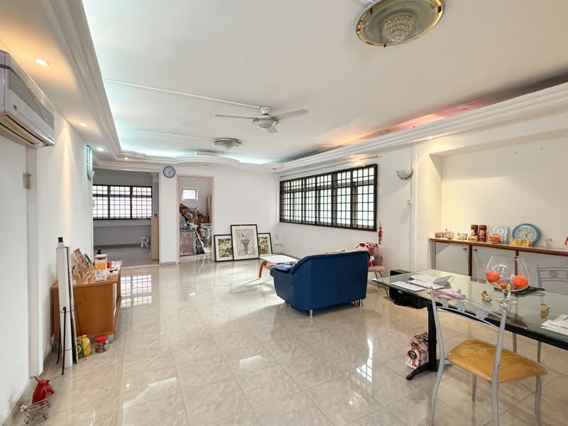 751 Pasir Ris Street 71, 751 Pasir Ris Street 71, 4 Bedrooms, 1,356 sqft, HDB Flat For Sale, by Rachel Kwek, 500201012 - Living Room - PropertyGuru.com.sg