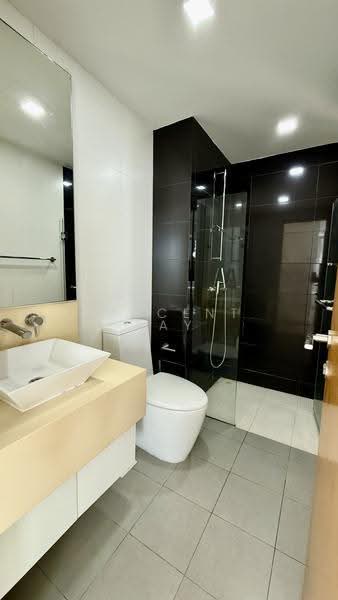 Meyer Residence, 3 Meyer Place, East Coast / Marine Parade, 3 Bedrooms, 1,152 sqft, Apartment For Rent, by Vincent Tay, 500201015 - Bathroom - PropertyGuru.com.sg