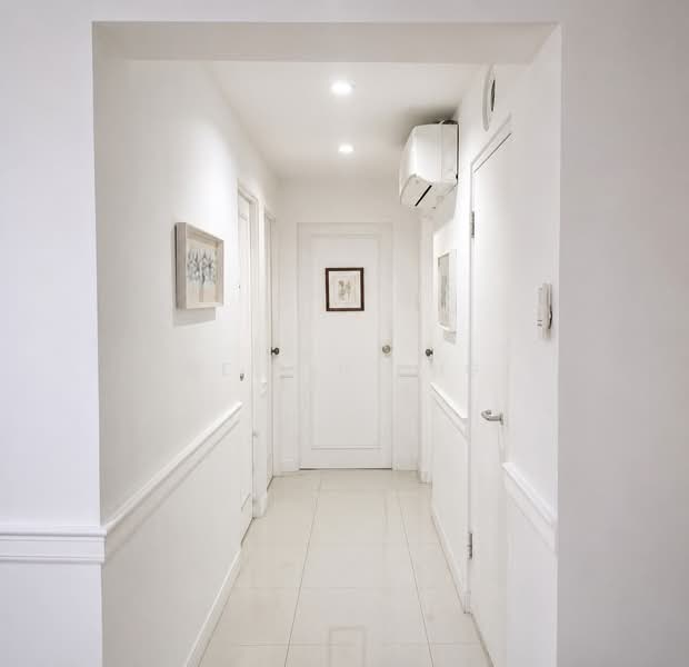 404A Fernvale Lane, 404A Fernvale Lane, 3 Bedrooms, 1,205 sqft, HDB Flat For Sale, by Delvin Ong, 500201016 - Corridor - PropertyGuru.com.sg