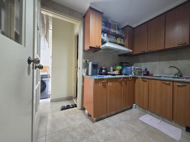 Regent Grove, 50 Choa Chu Kang North 7, 2 Bedrooms, 926 sqft, Condominium For Sale, by Tan Yong Jun Jason, 500201019 - Kitchen - PropertyGuru.com.sg