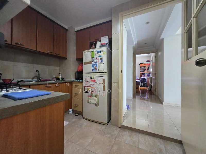 Regent Grove, 50 Choa Chu Kang North 7, 2 Bedrooms, 926 sqft, Condominium For Sale, by Tan Yong Jun Jason, 500201019 - Kitchen - PropertyGuru.com.sg