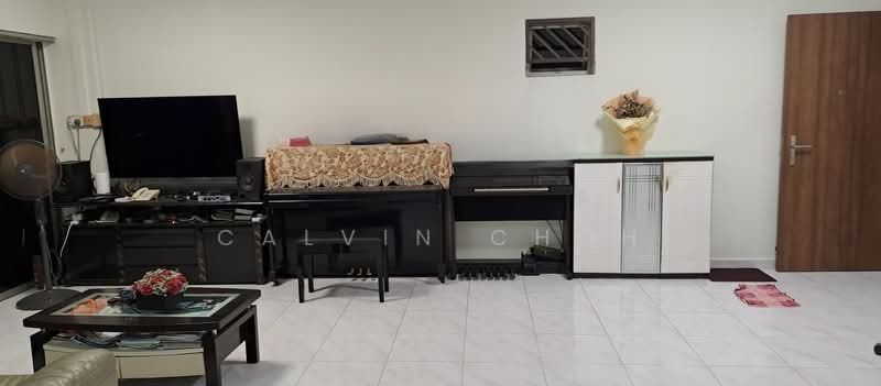 874A Tampines Street 84, 874A Tampines Street 84, 3 Bedrooms, 1,528 sqft, HDB Flat For Sale, by Calvin Choh, 500201030 - Living Room - PropertyGuru.com.sg