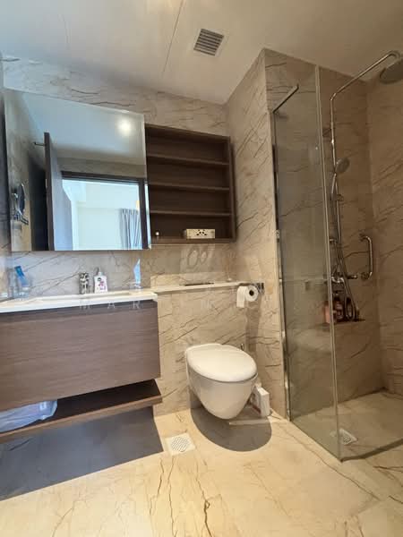 Queens Peak, 1 Dundee Road, 1 Bedroom, 493 sqft, Condominium For Rent, by Melvyn Martin Choong, 500201031 - Bathroom - PropertyGuru.com.sg
