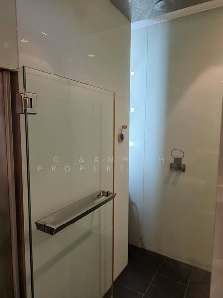 Nineteen Shelford, 19 Shelford Road, 1 Bedroom, 936 sqft, Condominium For Rent, by PETER, 500201044 - Bathroom - PropertyGuru.com.sg
