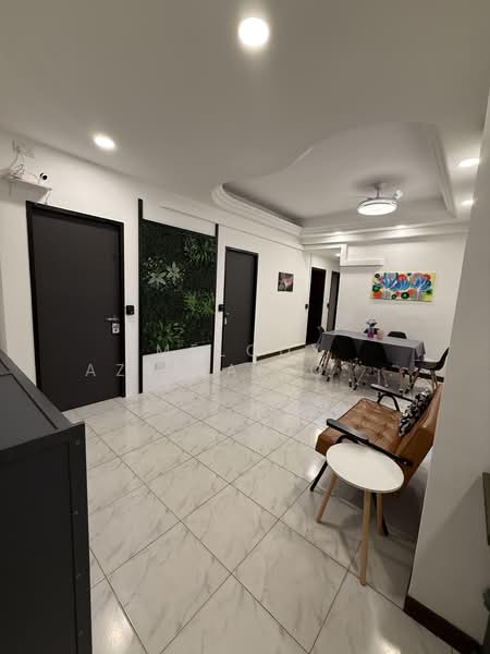 Bukit Regency, 11 Upper Bukit Timah View, Room Rental, 100 sqft, Condominium For Rent, by Melody Azyliae Chiam, 500201055 - Living Room - PropertyGuru.com.sg