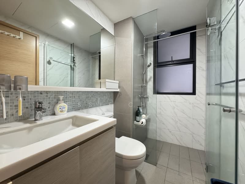 The Rainforest, 331 Choa Chu Kang Avenue 3, 4 Bedrooms, 1,238 sqft, Executive Condominium For Sale, by Jessie Chong, 500201068 - Bathroom - PropertyGuru.com.sg