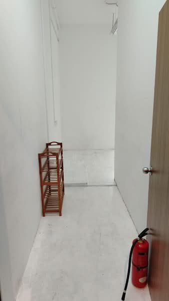 Woodlands Bizhub, 242 Woodlands Industrial Park E5, 336 sqft, Factory / Workshop (B2) For Rent, by Arun Kumar, 500201081 - Interior - CommercialGuru.com.sg