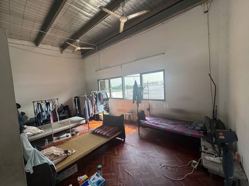 West Spring, 71B Tuas Bay Drive, 5,446 sqft, Factory / Workshop (B2) For Sale, by Larry Mah, 500201087 - Bedroom - CommercialGuru.com.sg