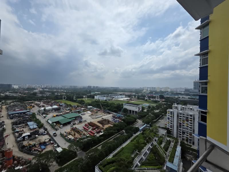 55 Teban Gardens Road, 55 Teban Gardens Road, 3 Bedrooms, 990 sqft, HDB Flat For Sale, by Dennis Mah, 500201091 - Exterior - PropertyGuru.com.sg