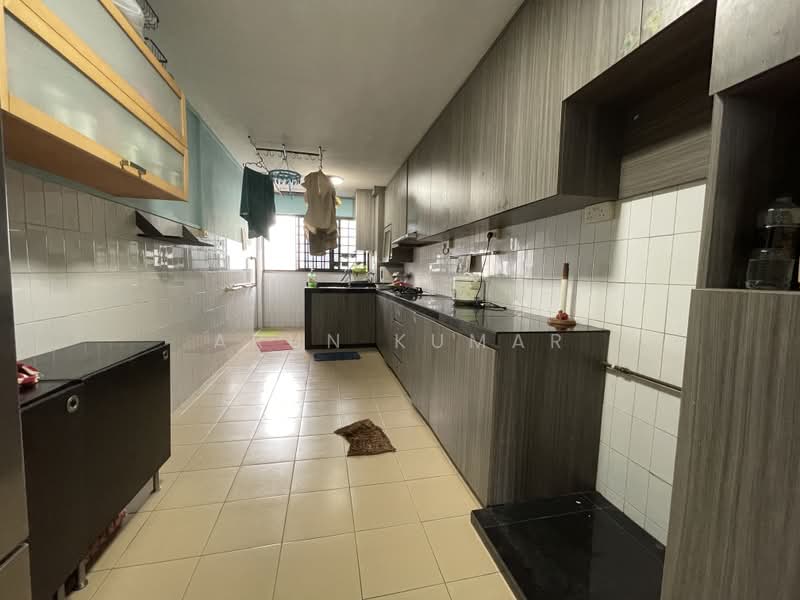 427 Yishun Avenue 11, 427 Yishun Avenue 11, 3 Bedrooms, 1,119 sqft, HDB Flat For Rent, by Arun Kumar, 500201096 - Kitchen - PropertyGuru.com.sg