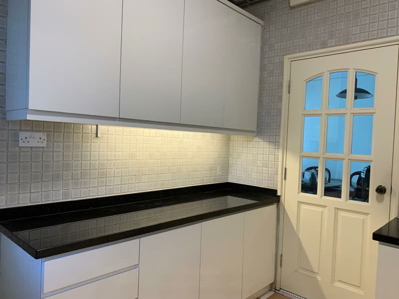 Buona Vista Gardens, 2 Zehnder Road, 3 Bedrooms, 1,281 sqft, Condominium For Rent, by Adeline Oh, 500201098 - Kitchen - PropertyGuru.com.sg