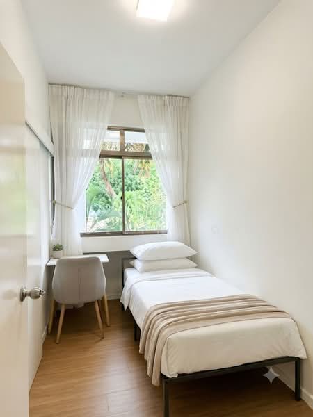 Buona Vista Gardens, 2 Zehnder Road, 3 Bedrooms, 1,281 sqft, Condominium For Rent, by Adeline Oh, 500201098 - Bedroom - PropertyGuru.com.sg