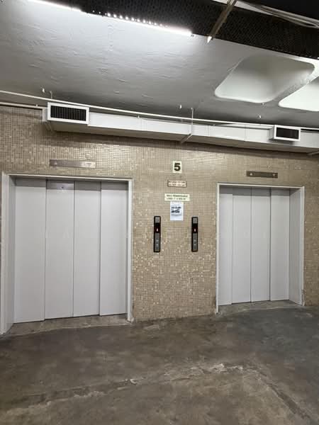 Valiant Industrial Building, 30 Kallang Pudding Road, 3,476 sqft, Light Industrial (B1) For Rent, by Lawrence Mui, 500201103 - Corridor - CommercialGuru.com.sg