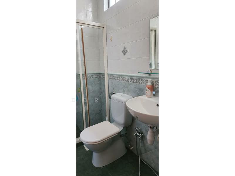 JALAN RIMAU, JALAN RIMAU, 3 Bedrooms, 3,000 sqft, Terraced House For Rent, by Doris Lee, 500201114 - Bathroom - PropertyGuru.com.sg