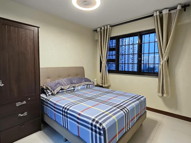 548B Segar Road, 548B Segar Road, 2 Bedrooms, 721 sqft, HDB Flat For Rent, by Richard Poh, 500201118 - Bedroom - PropertyGuru.com.sg