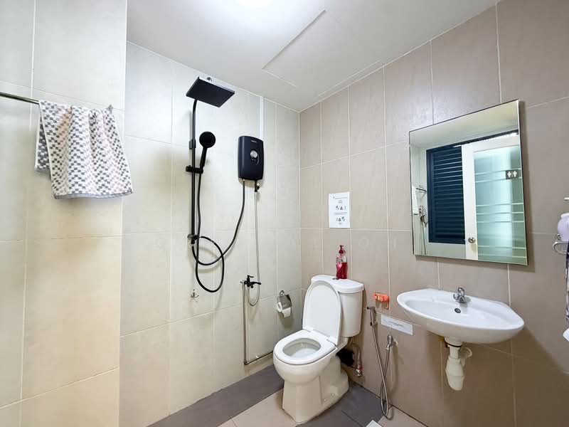 Woodlands 11, 11 Woodlands Close, 1,900 sqft, Light Industrial (B1) For Rent, by Crystal Oh, 500201121 - Bathroom - CommercialGuru.com.sg