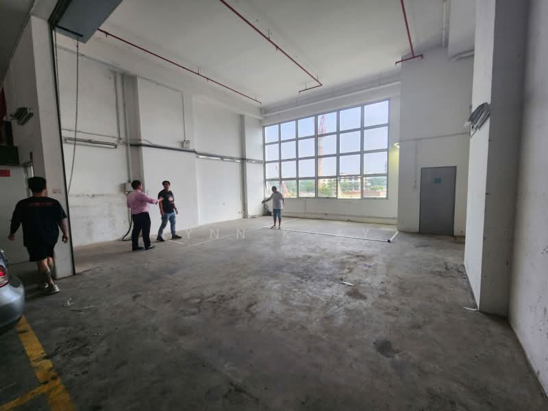 Eldix, 11 Mandai Estate, 1,410 sqft, Light Industrial (B1) For Rent, by Lynn Koay, 500201125 - Interior - tenant just moved out - CommercialGuru.com.sg